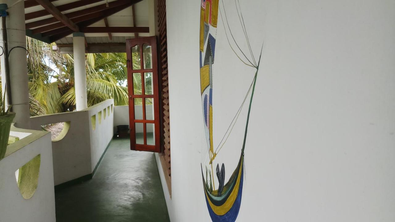 Julie Guest House タンガラ エクステリア 写真